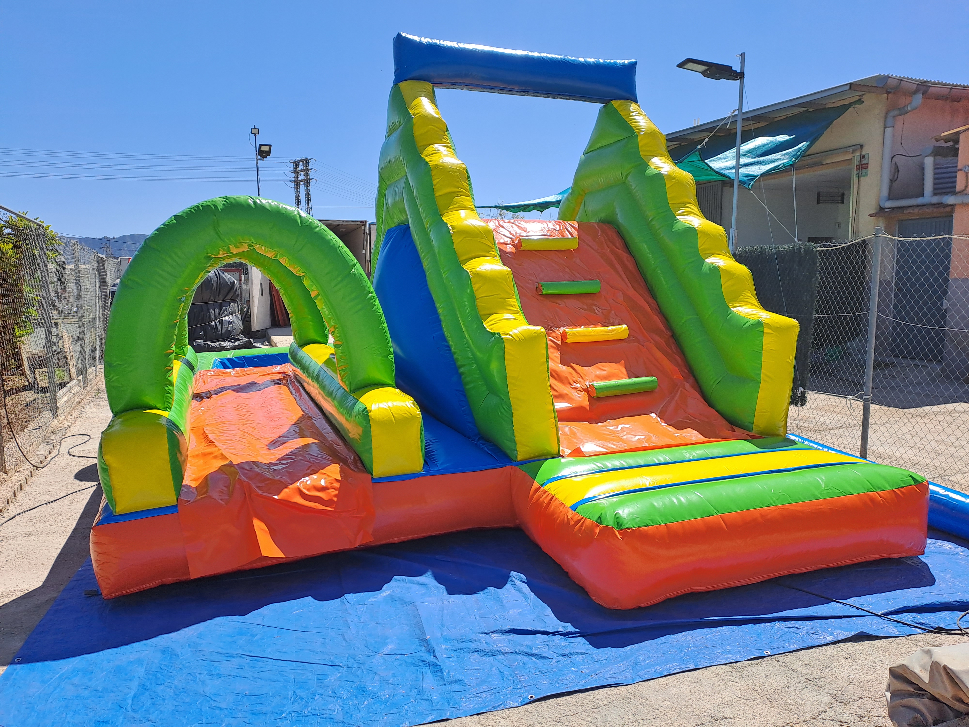 Colchonetas Hinchables y Castillos Hinchables